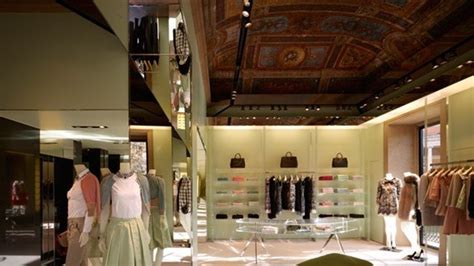 Prada: a Palermo in un palazzo ottocentesco 